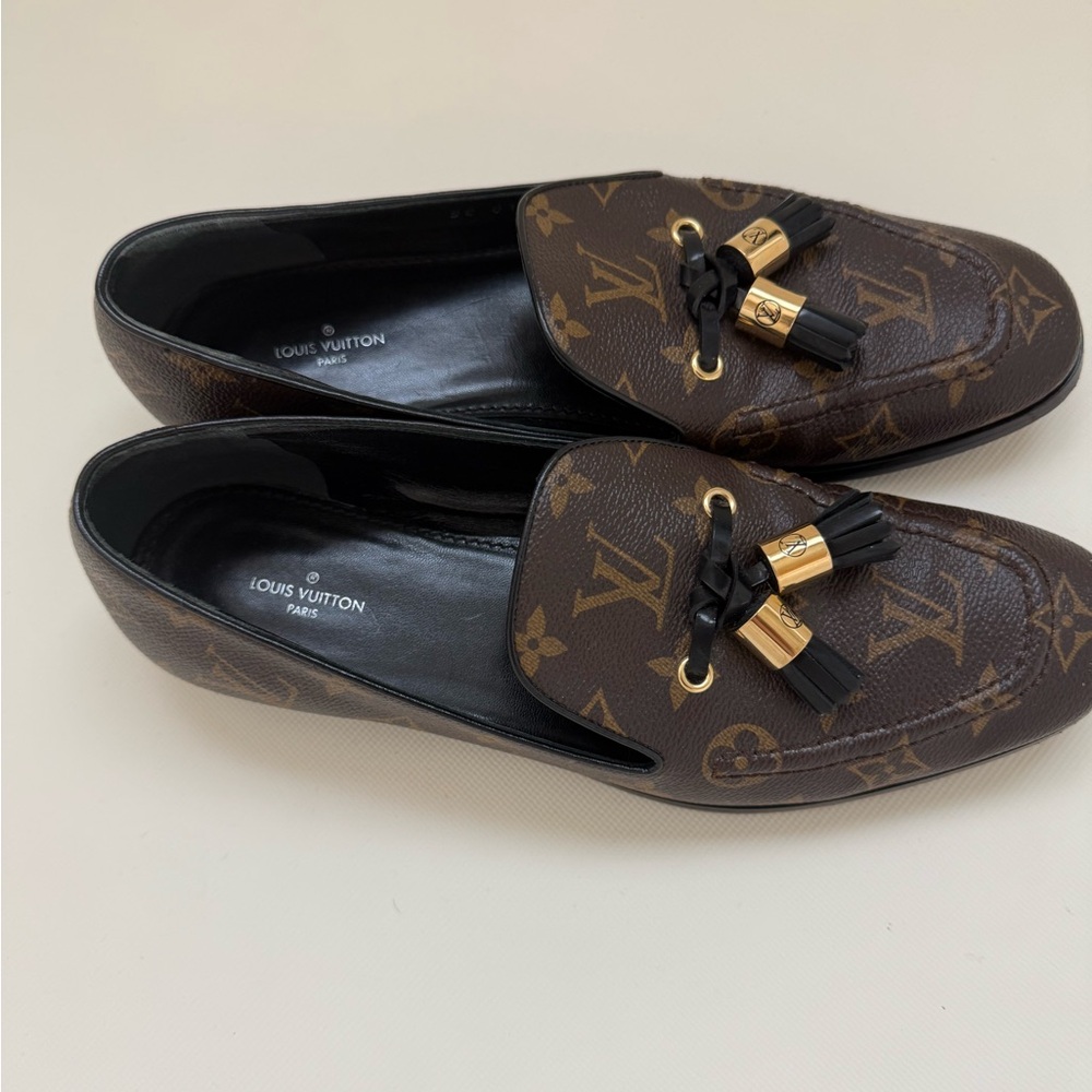 Louis Vuitton shoes - Picture 6 of 8